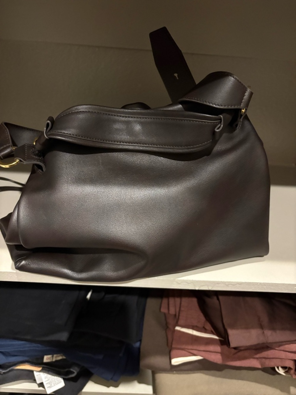 Small Gather Bag Set - Ebony Leather Shoulder Bag - Picture 5 of 6